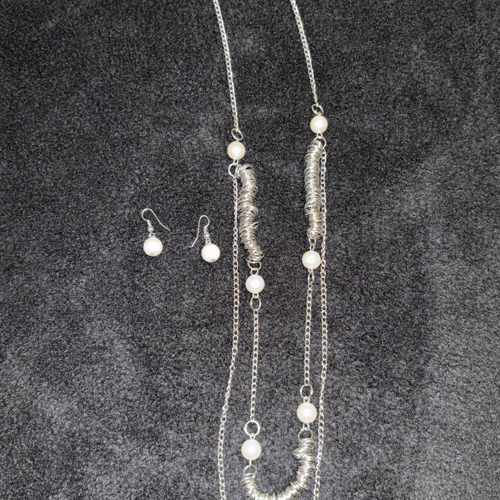 Paparazzi Silver and Pearl Necklace with Double-Strand Design, 36"